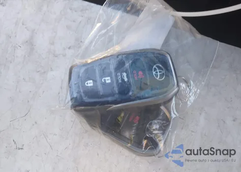 2018 Toyota Mirai из США, поврежденный, VIN JTDBVRBD3JA004652